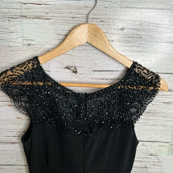 Xscape black midi dress size 2 with beads - Picture 5 of 9